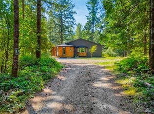 3569 Macaulay Rd, Comox Valley, BC V9J1E4
