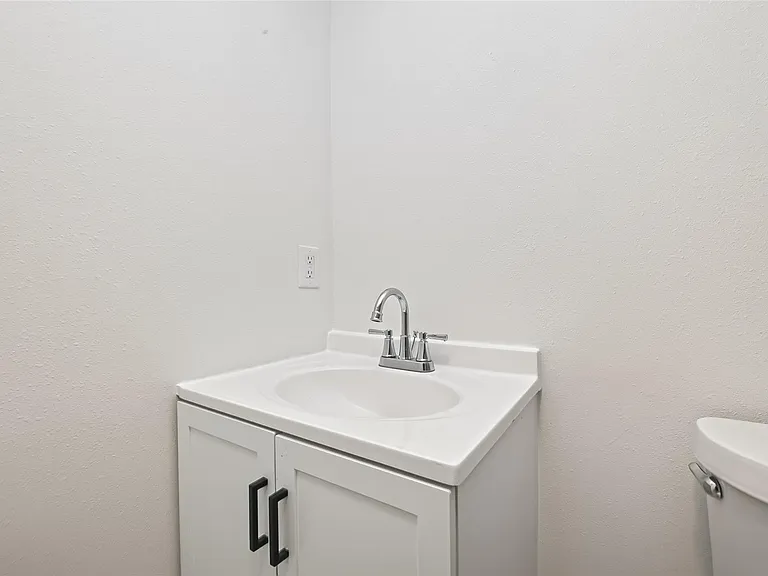 4901 Stimson St #8 — Photo 14
