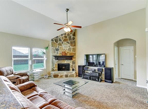 4th image of 11900 Cape Cod Springs Dr