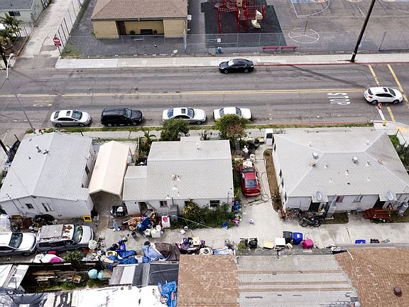 3rd image of 329-43 32nd St