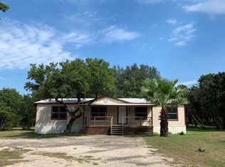 1278 Brushy Creek Dr, Lakehills, TX 78063