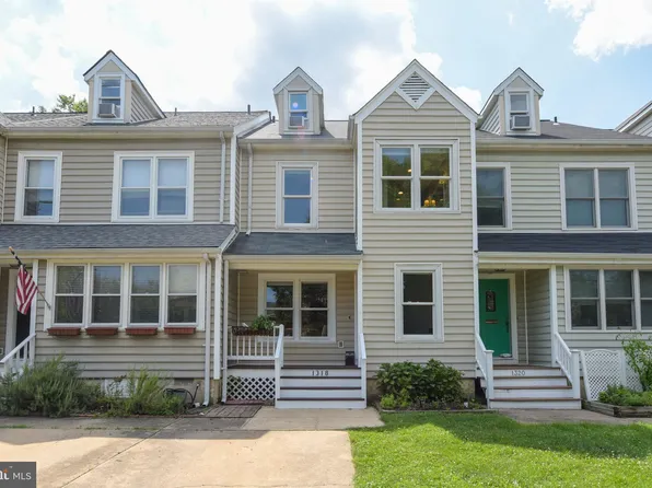 1318 Dewitt Ave, Alexandria, VA 22301