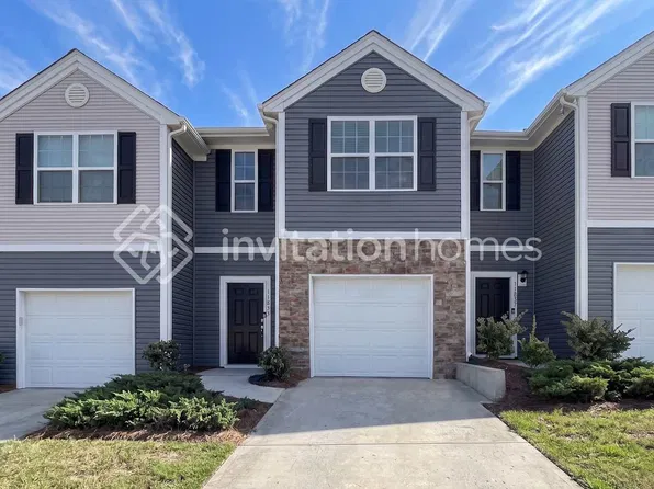 11833 Brier Village Ln, Charlotte, NC 28262