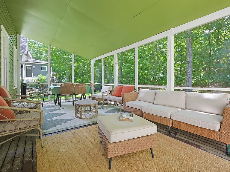 12 Carriage Dr — Photo 13
