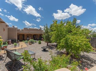 3 Camino De Vecinos, Santa Fe, NM 87507