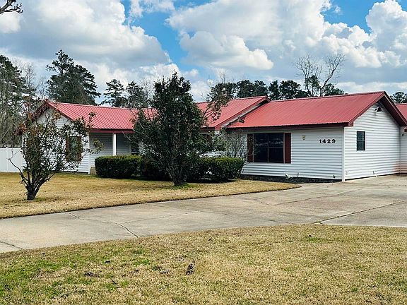 4th image of 1429 Blankenship Dr