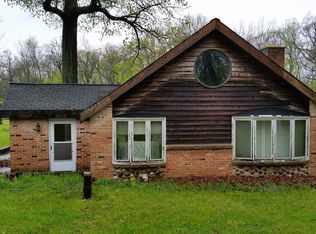 6532 Tichigan Rd N, Waterford, WI 53185