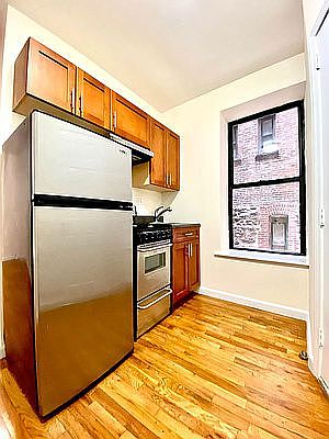 2nd image of 318 E 80th St #3