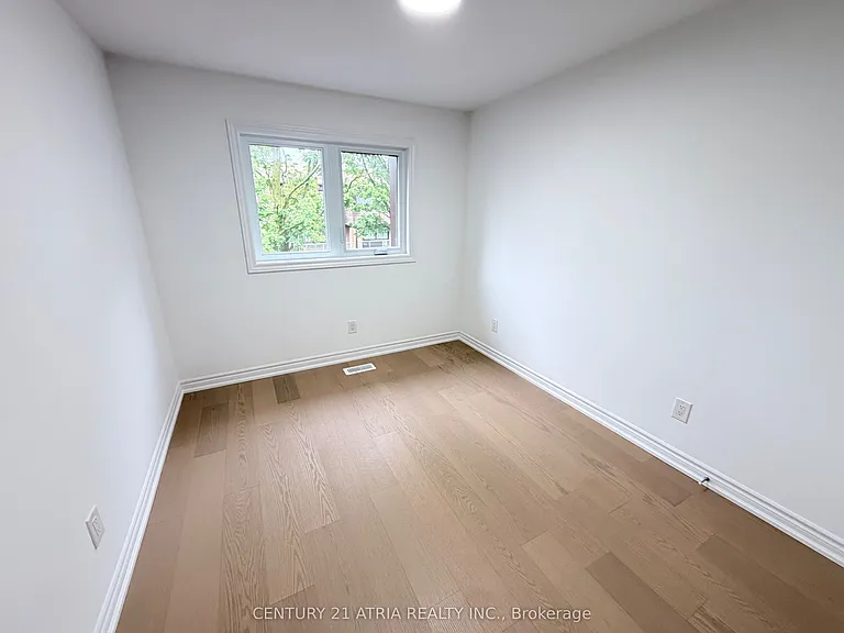 11 Plaisance Rd #5 — Photo 14