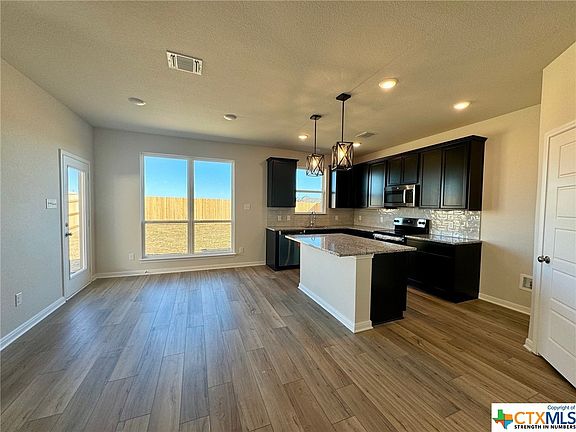 4th image of 5506 Cascada Dr