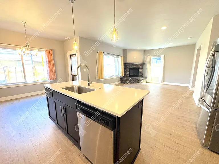 20594 SE Slate Ave — Photo 6