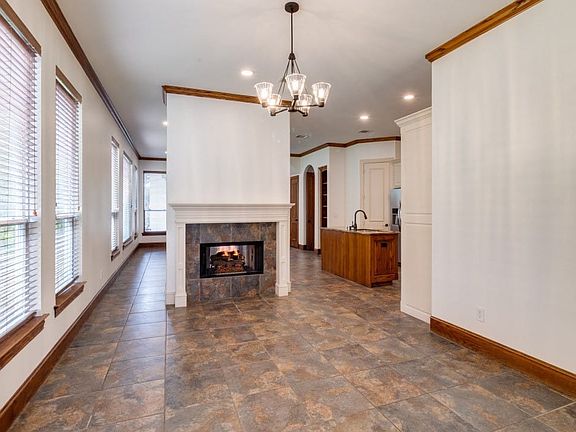 1st floor with gas log fireplace
