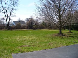 866 Chandlee Dr, West Chester, PA 19382