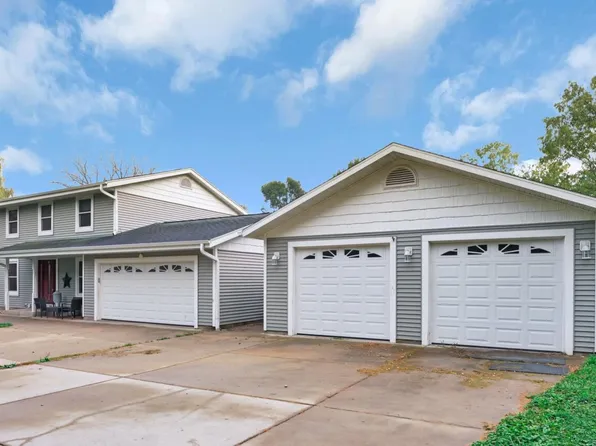 W2585 Long Meadow DRIVE, Elkhorn, WI 53121