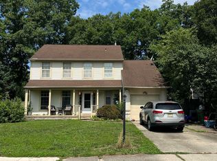 7 Compton Ln, Egg Harbor Township, NJ 08234
