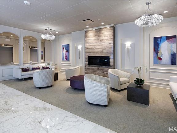 5th image of 200 S Brentwood Blvd APT 21H