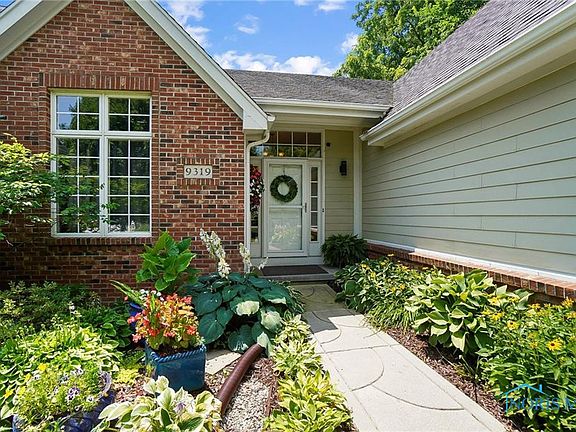 2nd image of 9319 Golf Creek Ln
