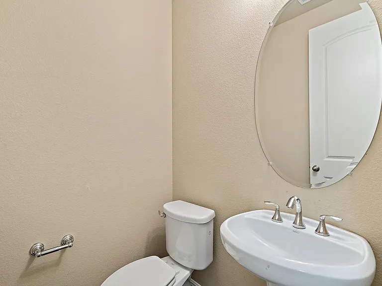 4205 Front Range Ln — Photo 22