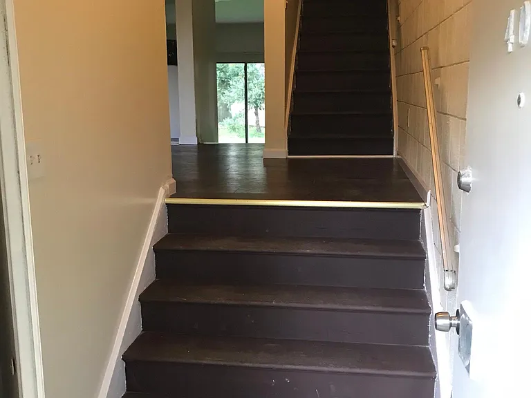406 Rebecca Ave — Photo 6