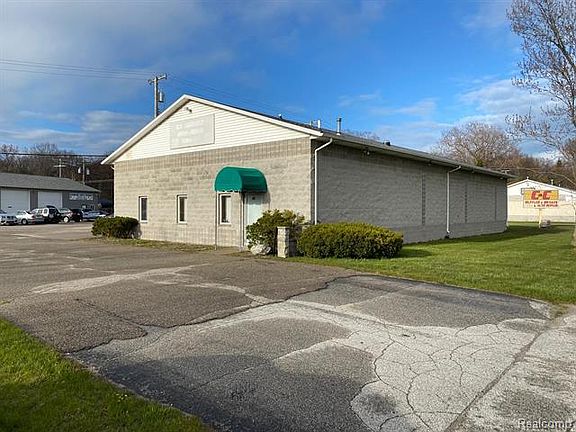 4th image of 2970 Cherryhill Dr