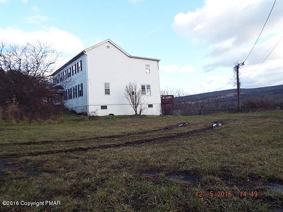 2nd image of 301 Old Newport St