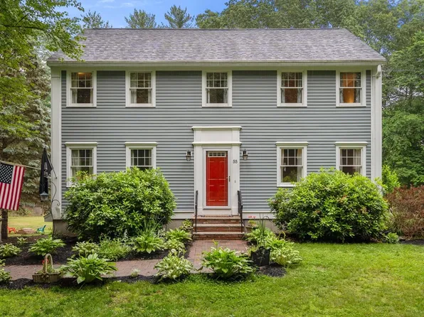 55 Cross St, Dunstable, MA 01827