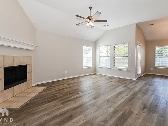 4th image of 1521 Trent Dr