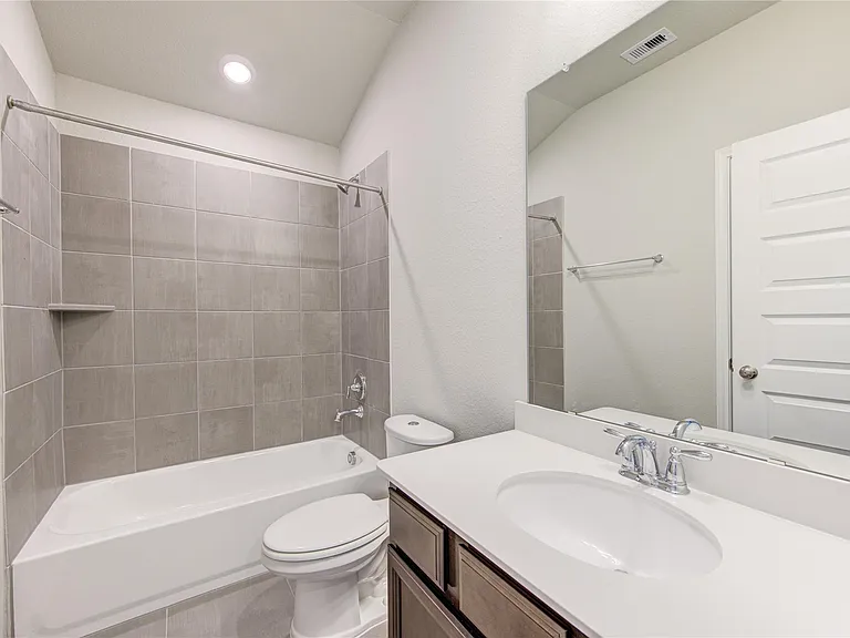 21514 Pachino Ln — Photo 11