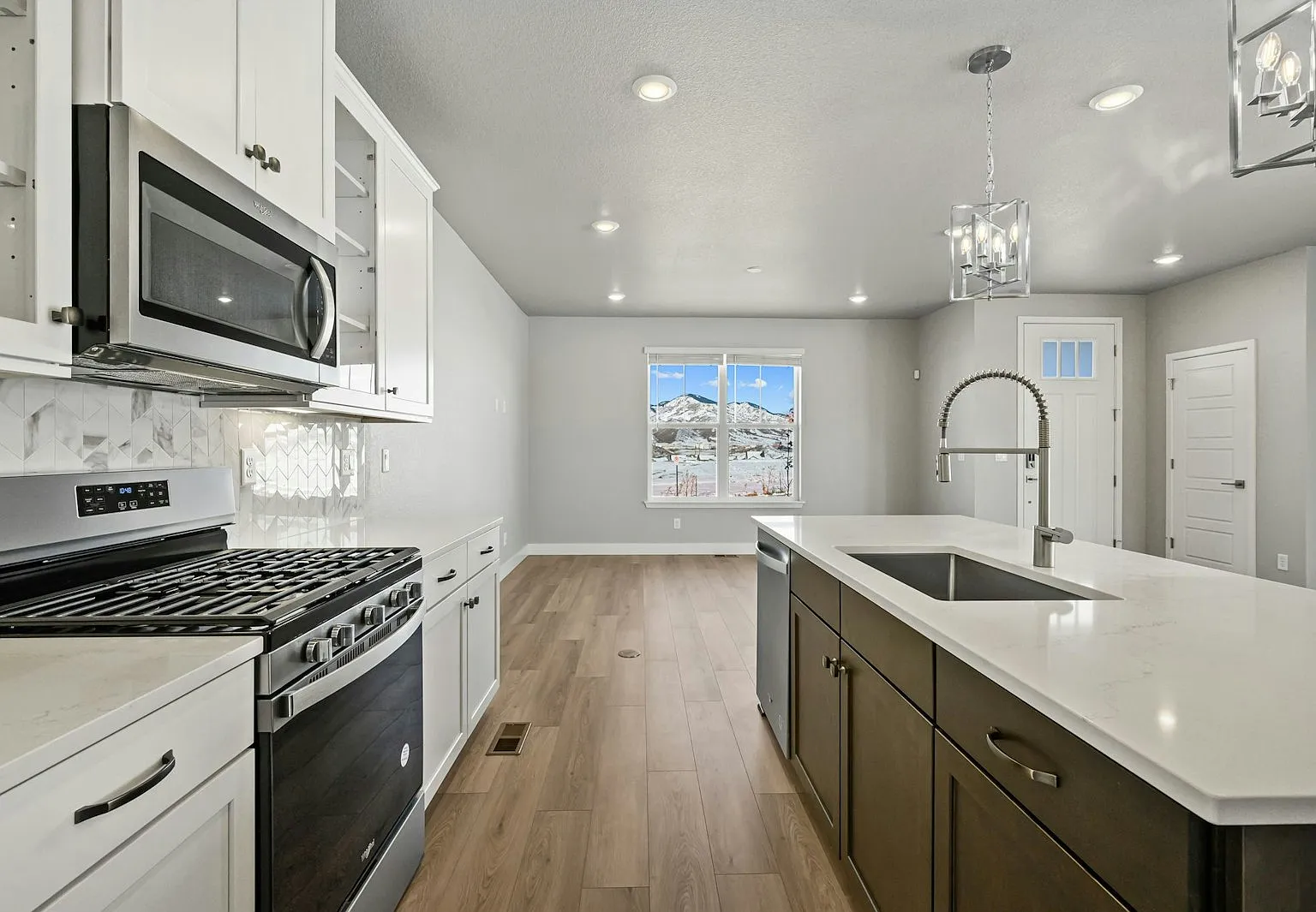 8157 Monte Vista Circle — Photo 4