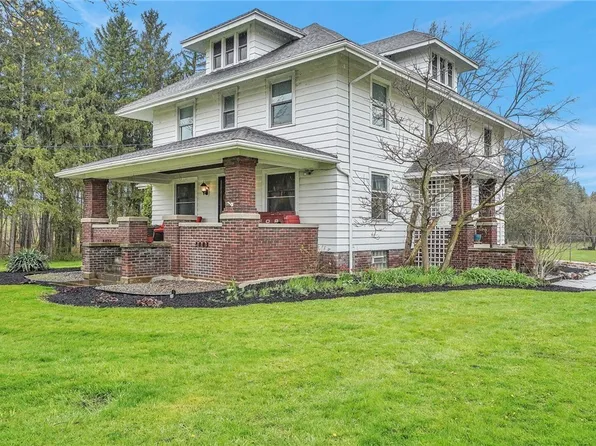 10543 Maple Ridge Rd, Medina, NY 14103