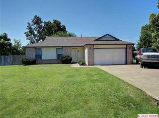 9342 E Maple Ln, Claremore, OK 74019