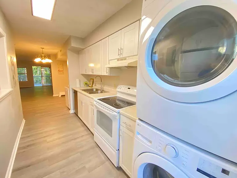 108 Schultz St #108 — Photo 9