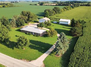 25811 Dunham Rd, Garden Prairie, IL 61038