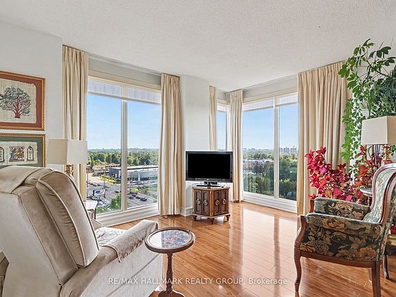 5th image of 545 Saint Laurent Blvd #805