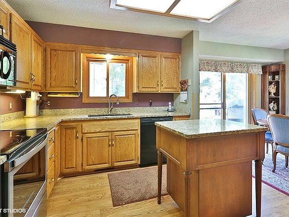 3rd image of 6011 178th Ln NW
