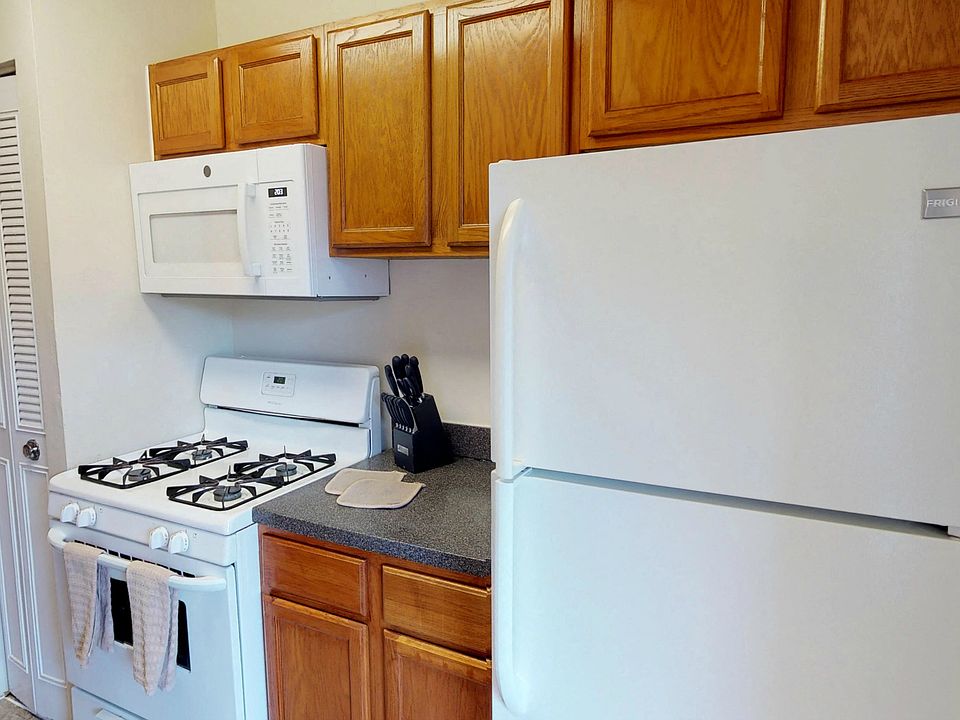 New Carrollton Woods 6285 Fernwood Ter Riverdale MD Zillow