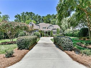 2200 Brookwood Rd, Charlotte, NC 28211