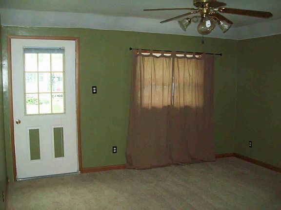 2nd image of 4364 C Ave