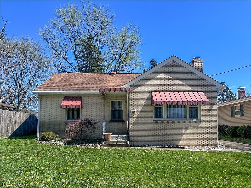 1st image of 319 Summit Ave
