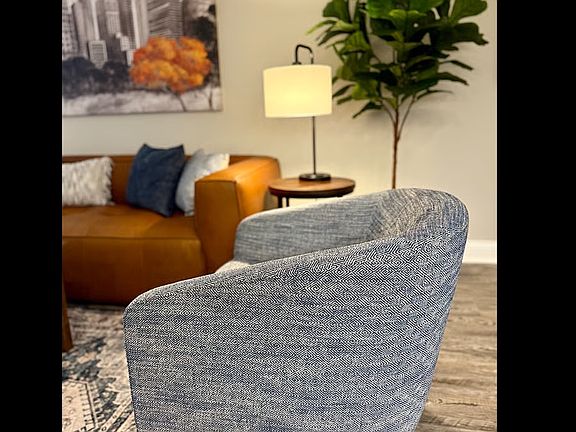 3rd image of 622 Wabash Ave #402