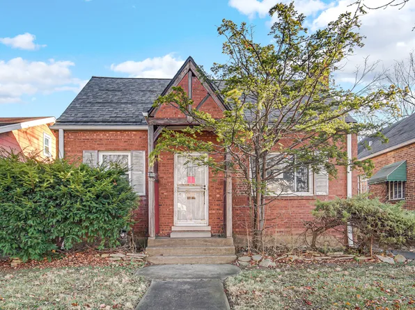 2103 S 20th Ave, Broadview, IL 60155