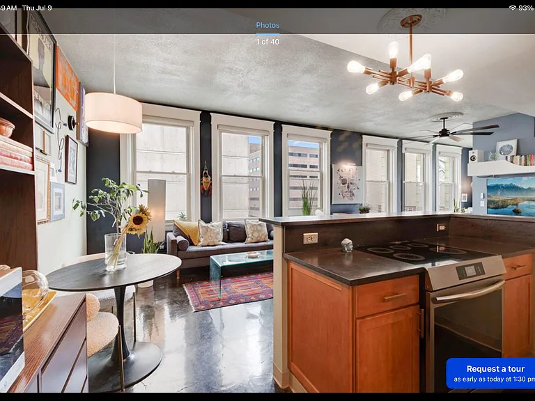 488 Wabasha St N — Photo 1