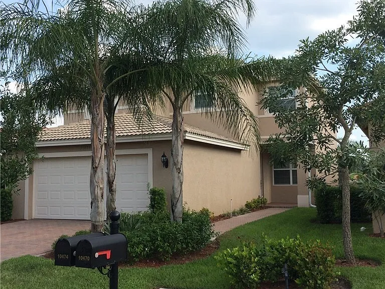 10474 Spruce Pine Ct — Photo 2