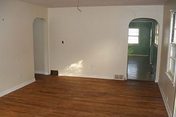 2nd image of 705 W Main St