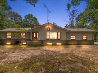 28193 60th Ave, Lawton, MI 49065