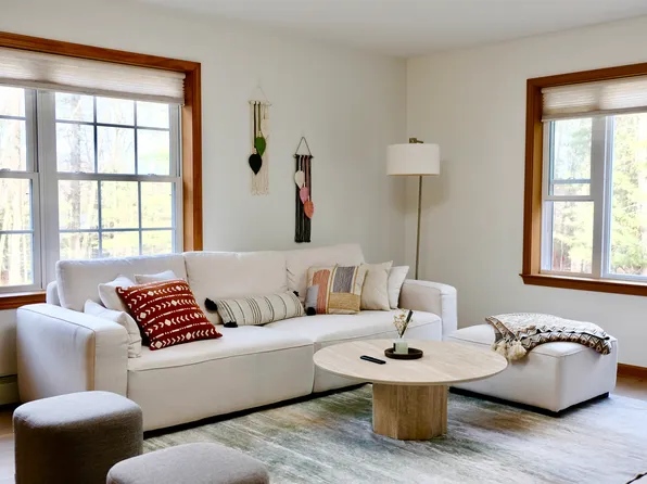 73 Woodland Dr, Accord, NY 12404