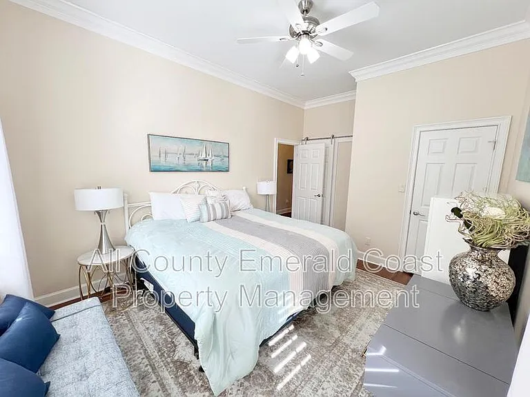 420 Oak Harbour Ln #201 — Photo 27
