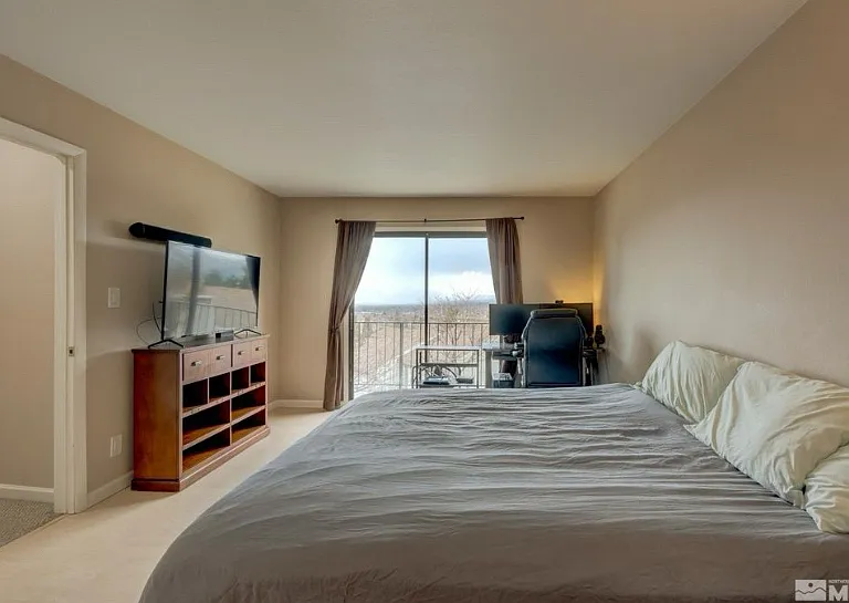 3535 Balboa Dr — Photo 12
