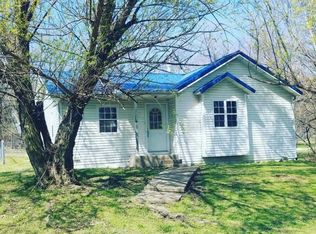 820 N Devon St, Webb City, MO 64870