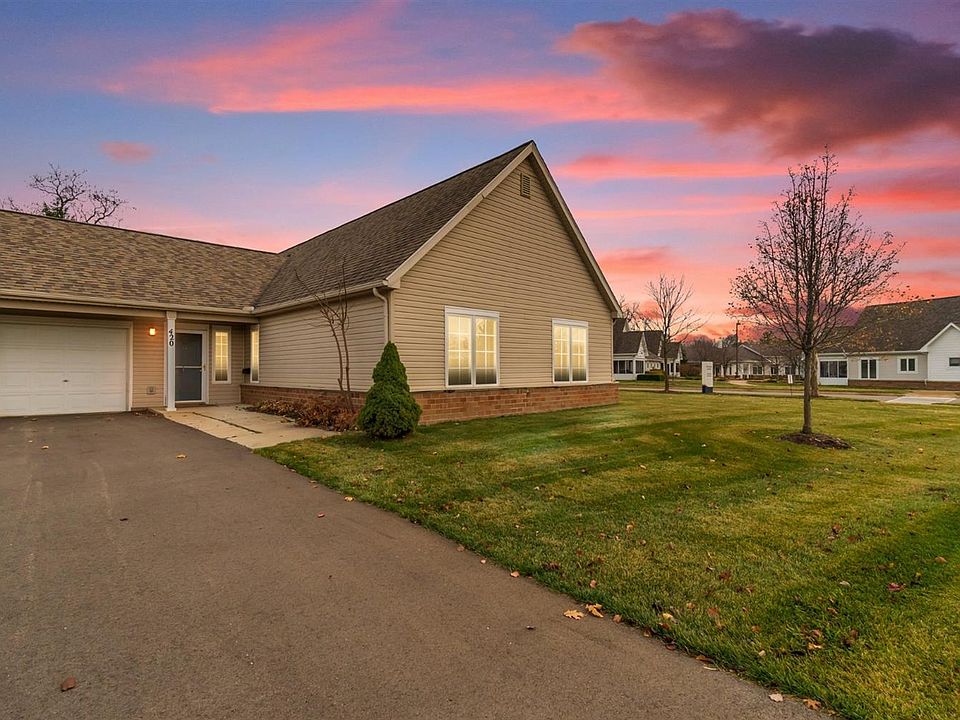 1st image of 420 Lancaster Ct #1